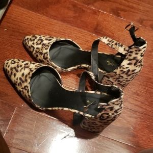 Leopard skin shoes